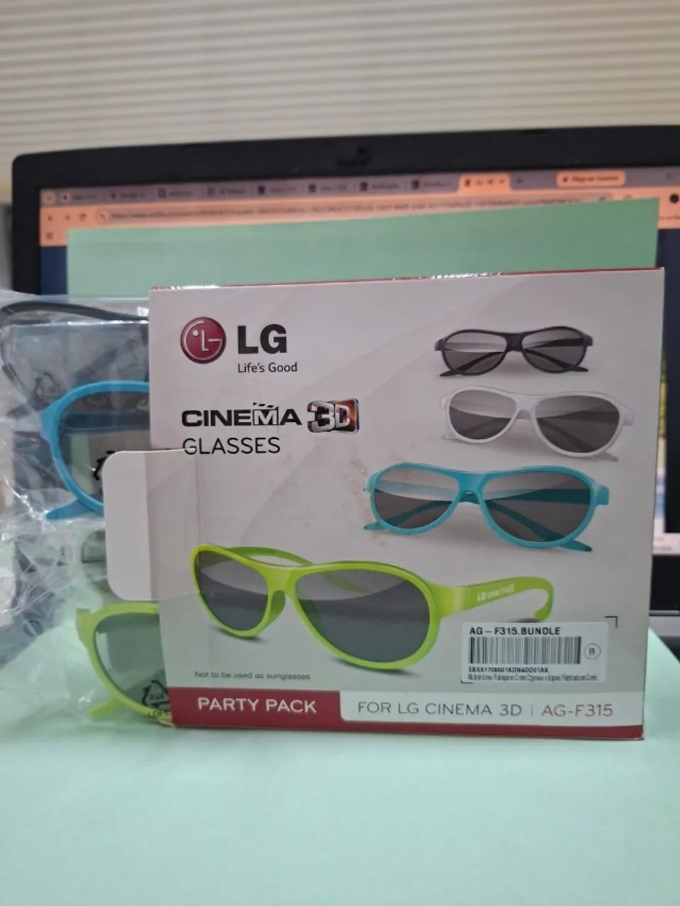 Caixa com 4 Unidades Óculos 3D LG   - Foto 2