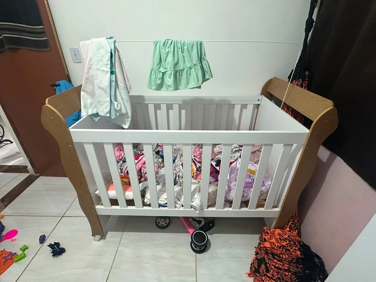 Vende-se berço e carrinho de bebê  - Foto 4