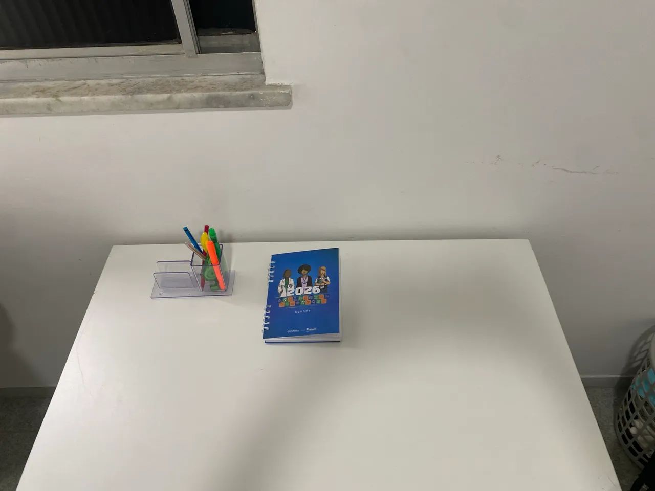 Mesa para Escritório- Branca