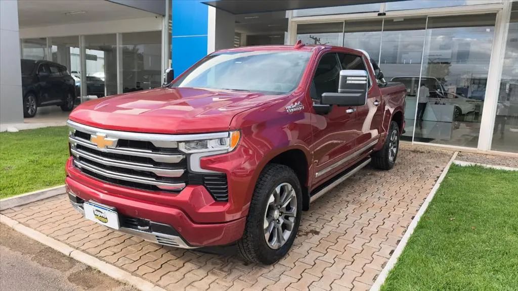 Chevrolet Silverado HIGH COUNTRY 5.3 V8 AWD AUT. 2024