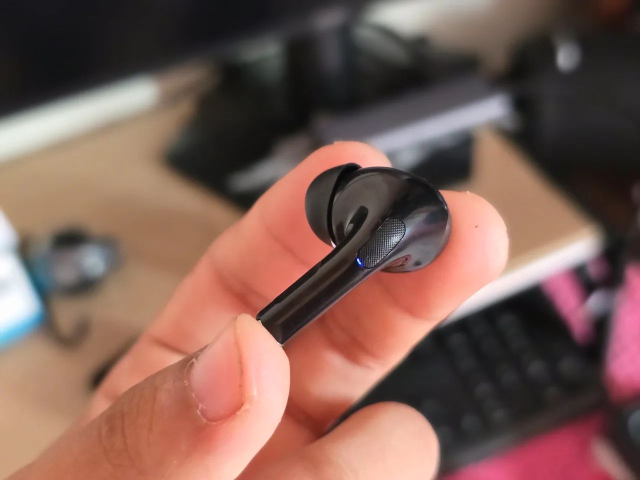 Fone TWS 3h de autonomia NOVO - Foto 4