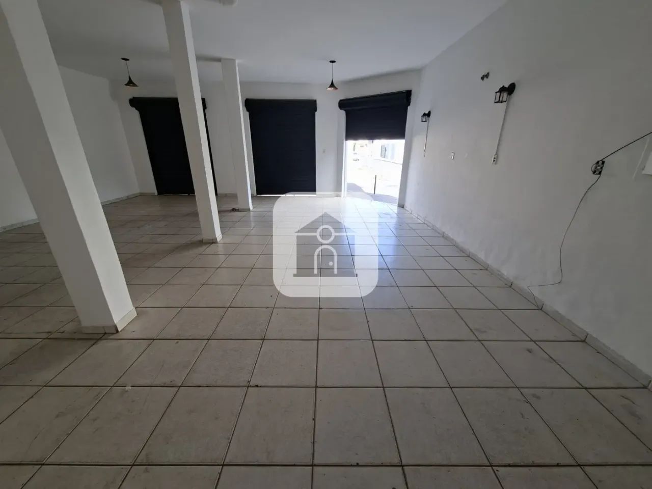 Cômodo comercial para venda no bairro Saraiva - Foto 2
