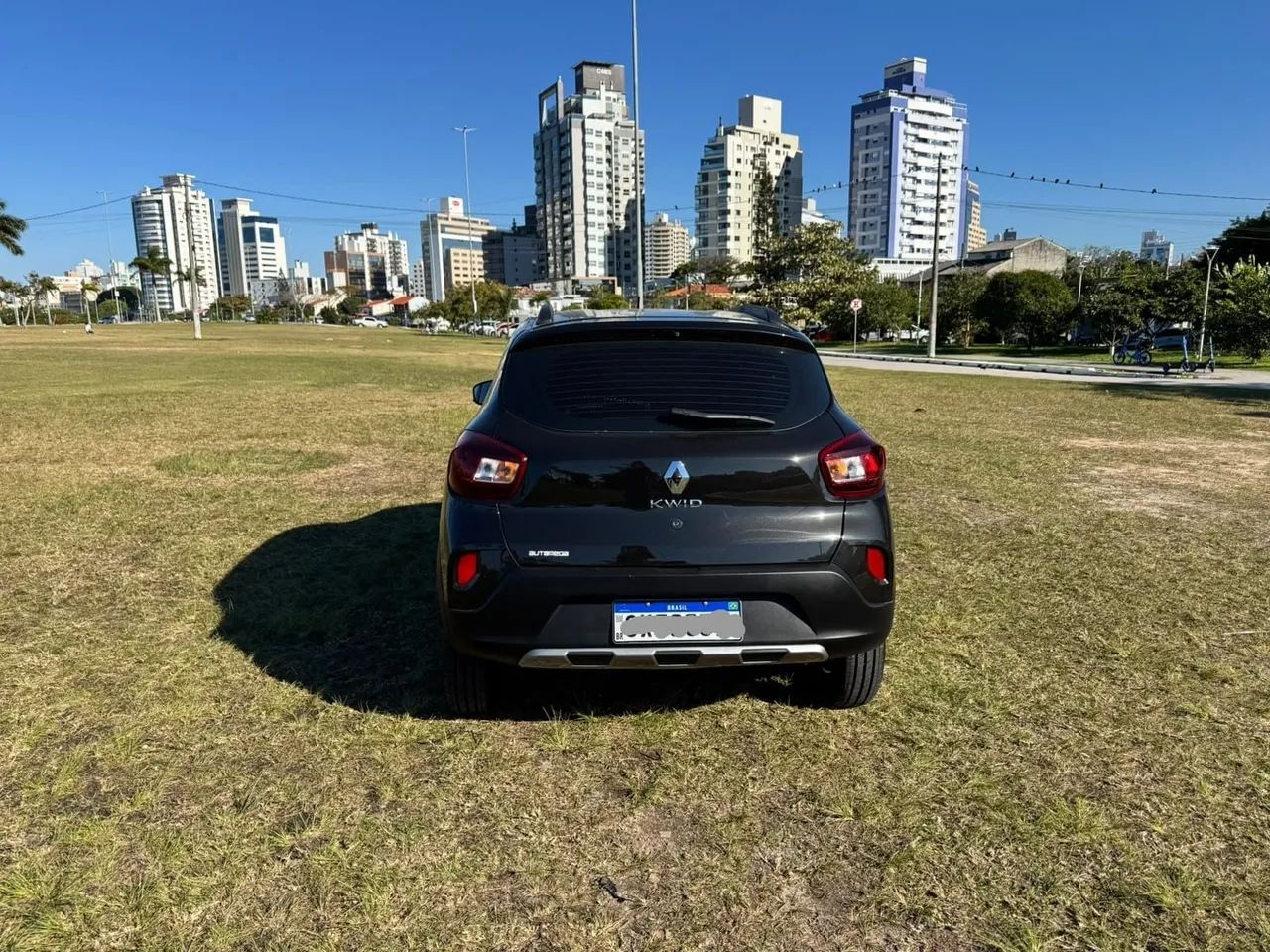 Renault Kwid Outsider 1.0 Flex 12V 5P Mec. 2025 - Foto 4