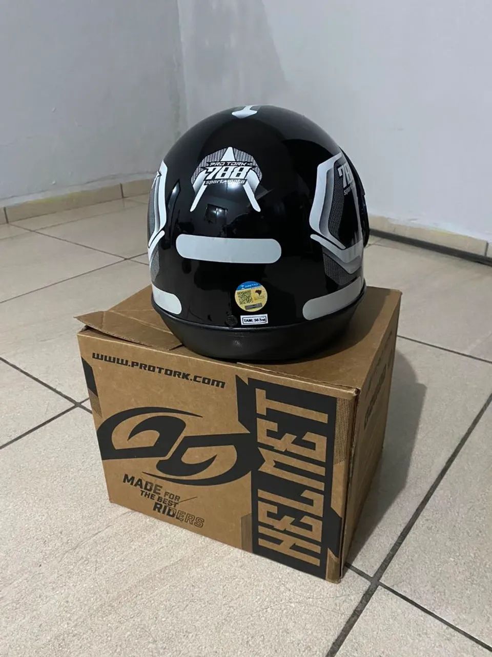 Capacete NOVO - Tam 56 - Foto 3
