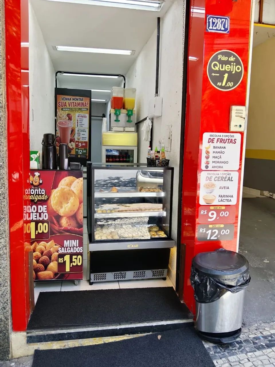 Vendo lanchonete clientela formada 