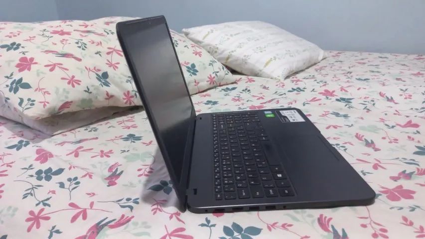 NOTEBOOK i5 - RÁPIDO E POTENTE!