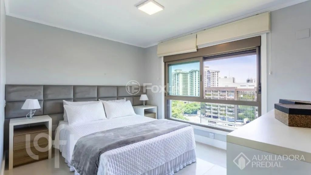 Apartamento à venda Rua Primeiro de Janeiro, Três Figueiras - Porto Alegre - Foto 3