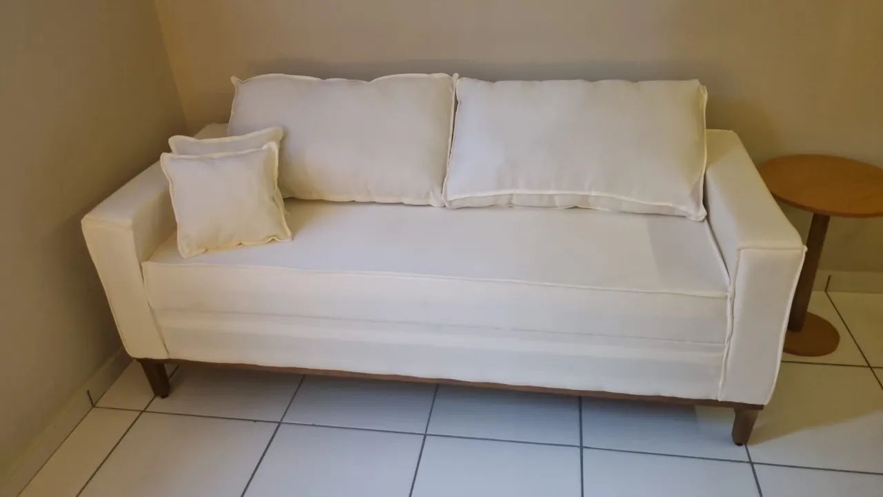 Vendo. Sofá Novo - Foto 2