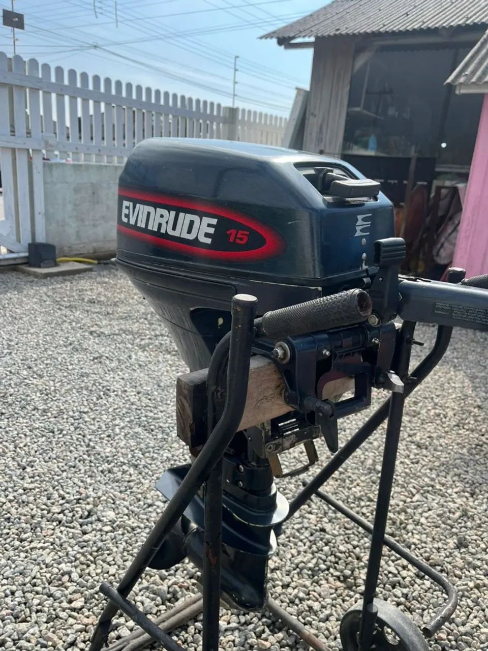 Motor evinrude 15hp ANO 98 - Foto 3