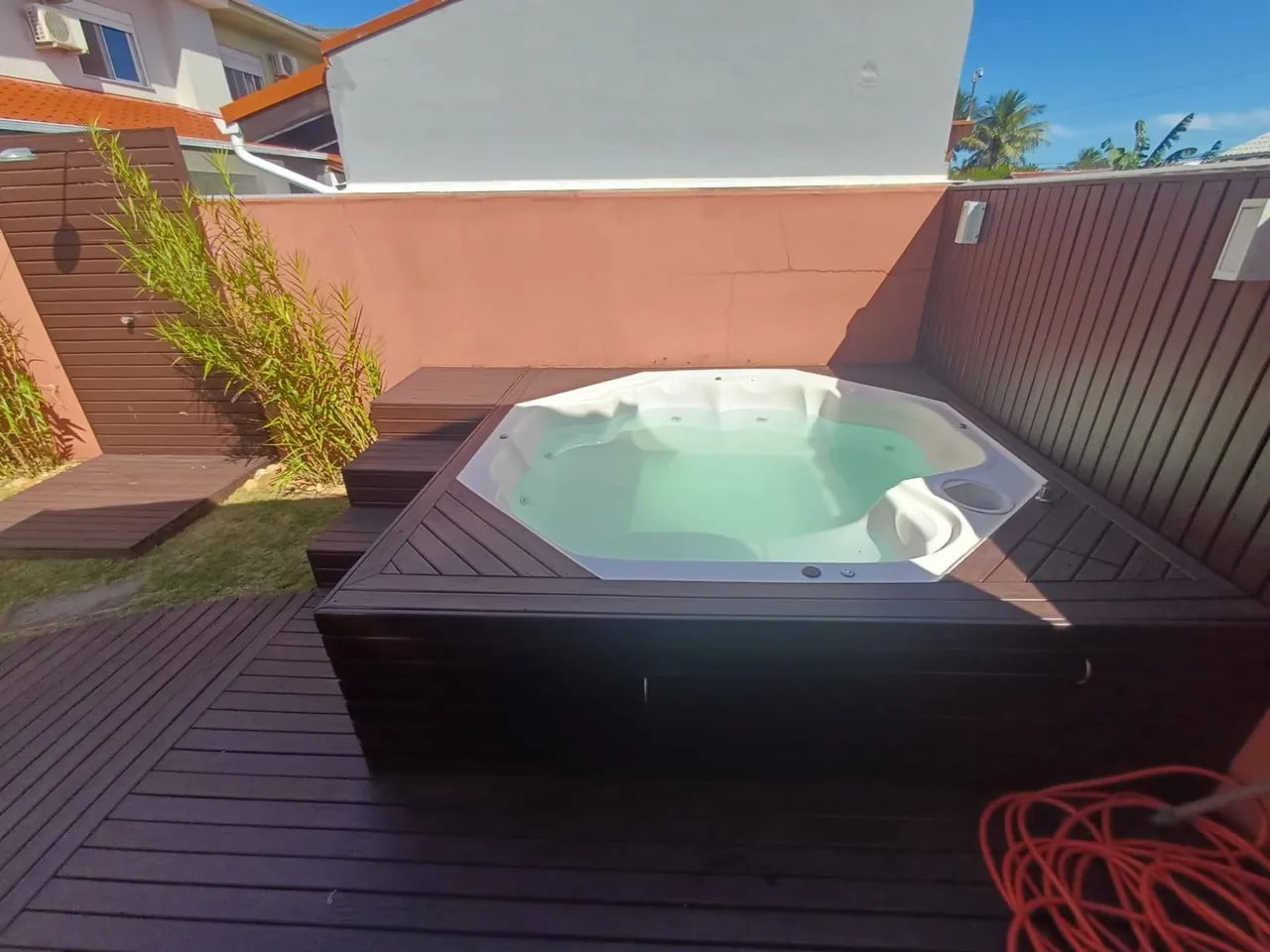Casa com 3 dormitórios no Campeche - Espaço, conforto e área de lazer privativa - Foto 3