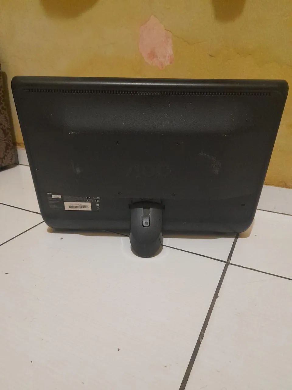 MONITOR AOC - PARA CONSERTO OU RETIRADA DE PEÇAS - Foto 2