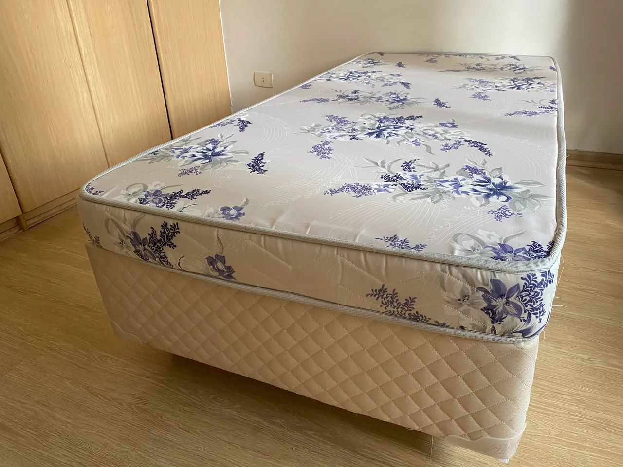 Cama Box Solteiro + Colchão solteiro semi usado  - Foto 2