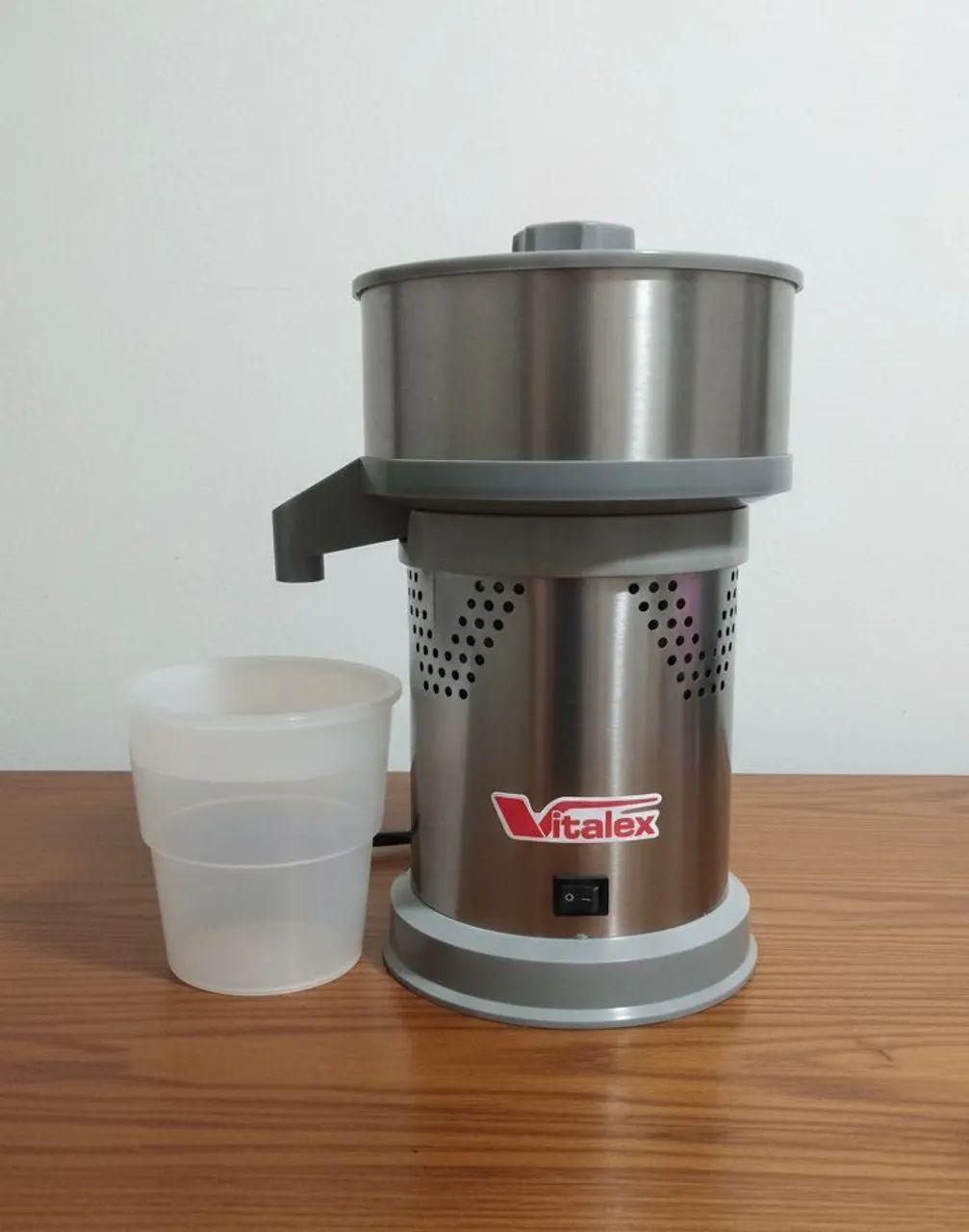 Extrator de suco industrial