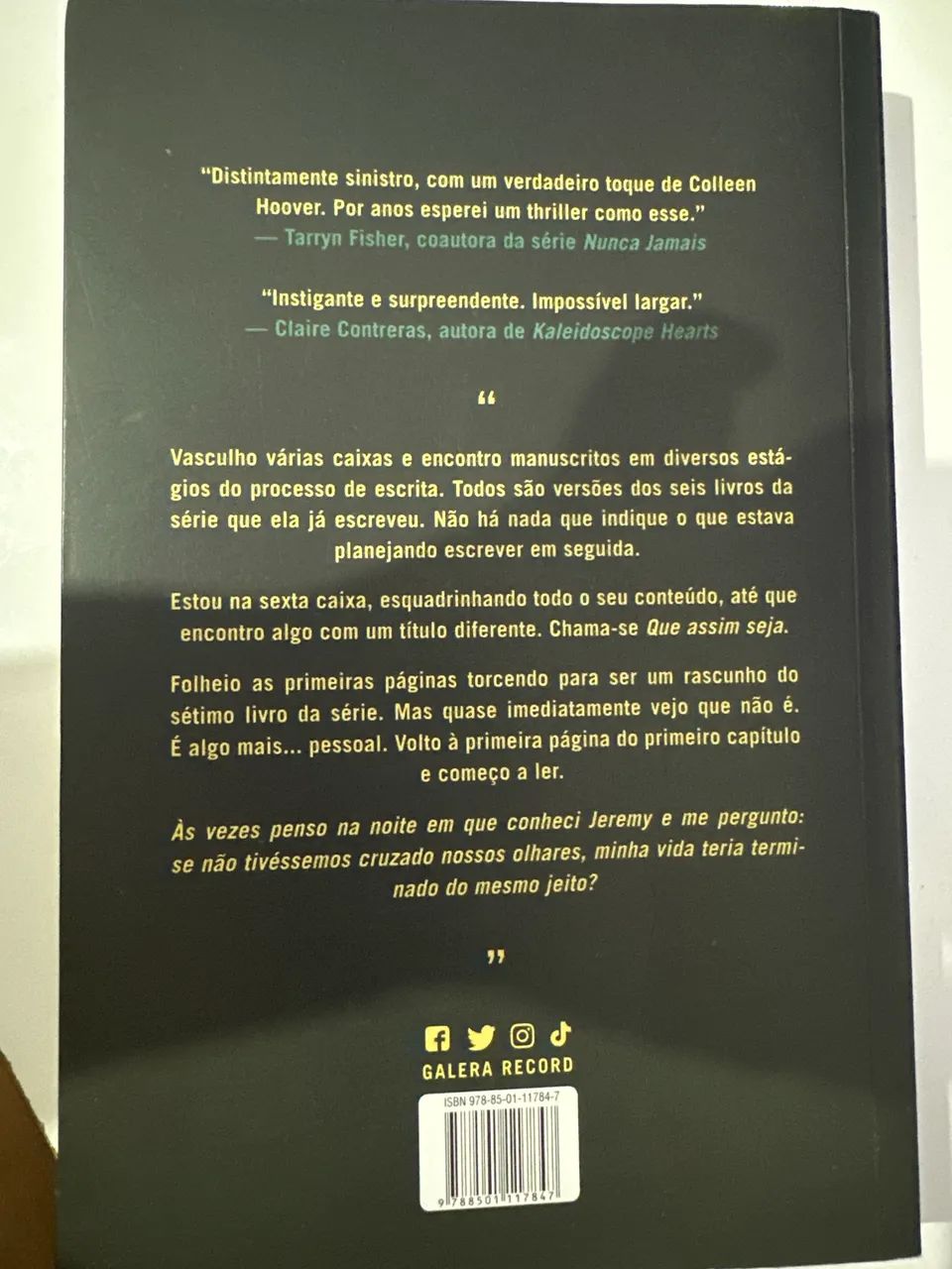 Livro Verity - Foto 4