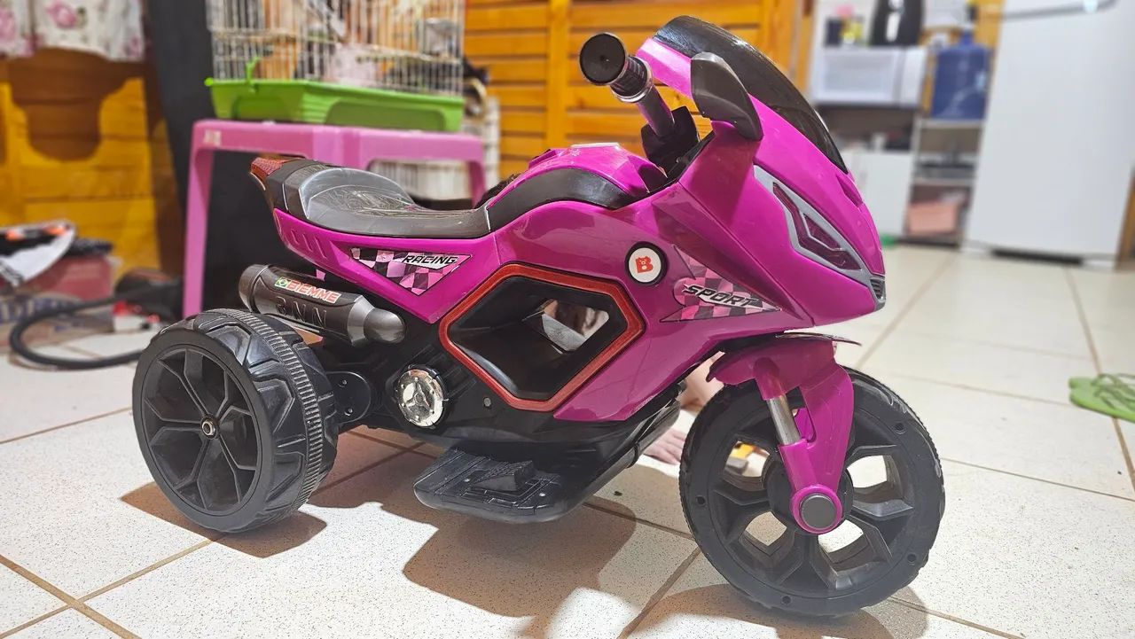Moto Eletrica Infantil Biemme Sport Racing LED Fumaça 6V Girl - Foto 2