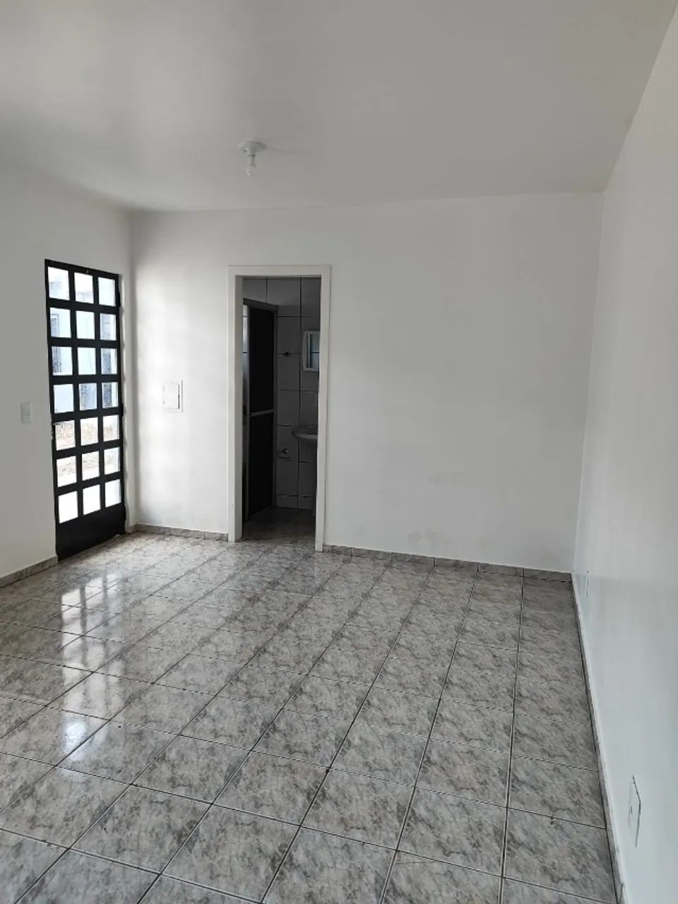 Kitinete Maria Luiza 20 M2