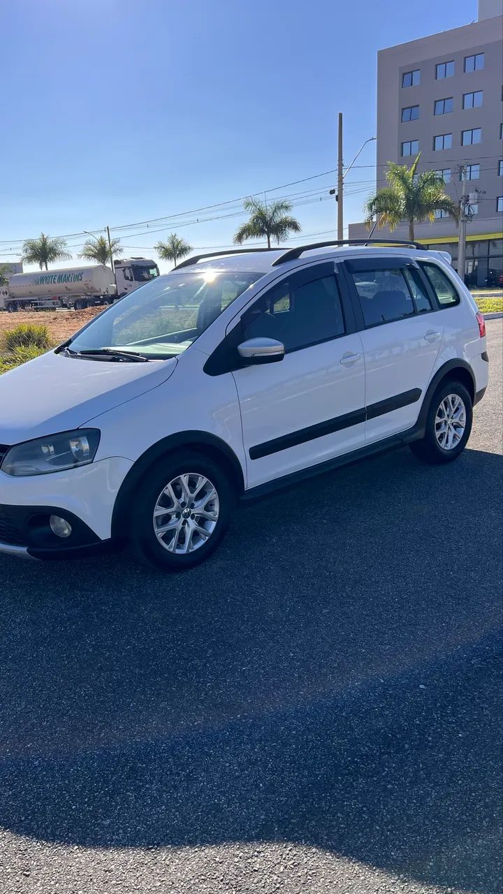 Volkswagen Spacecross 2014