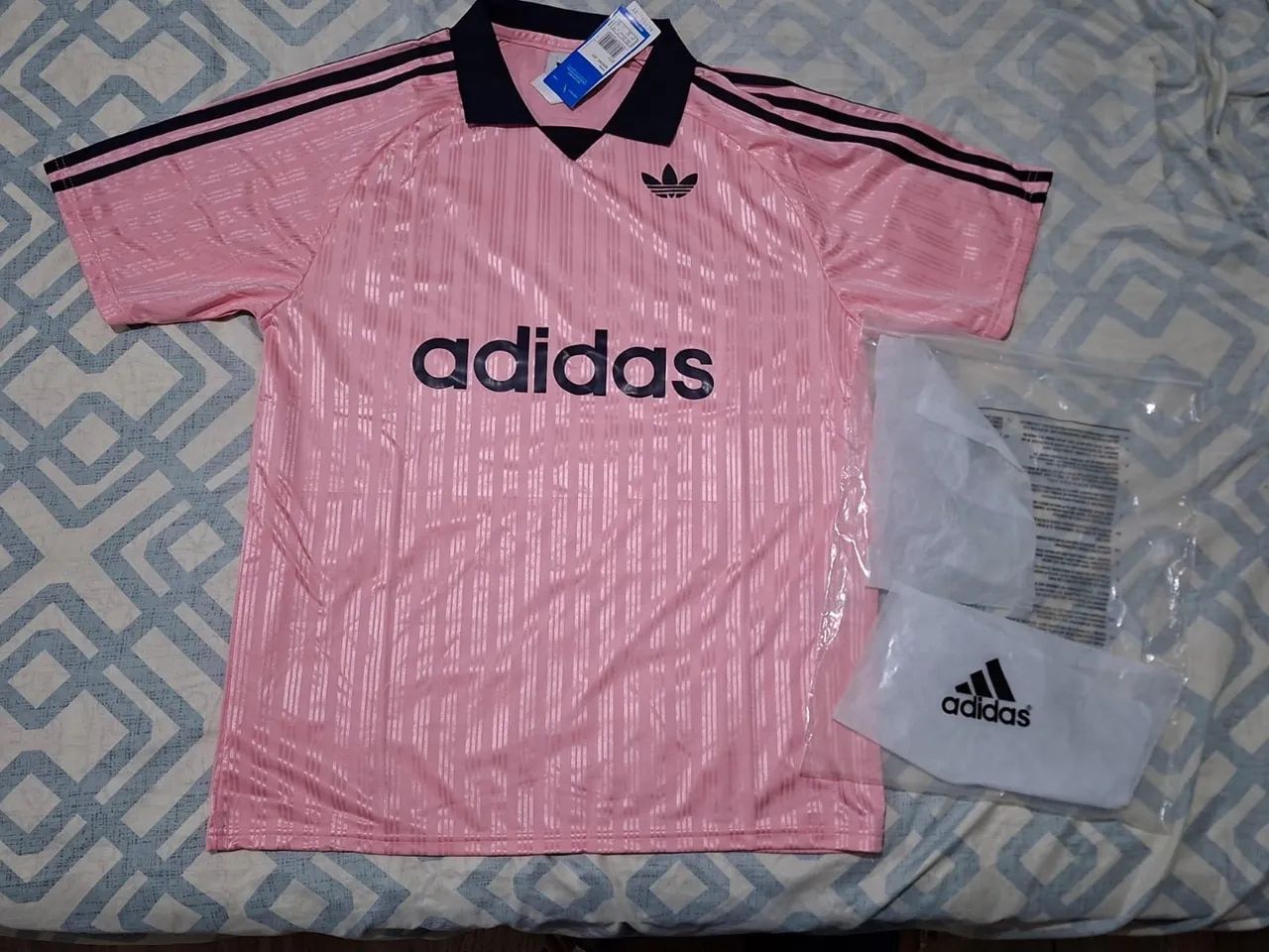 Camisa adidas Archive colar engineered 