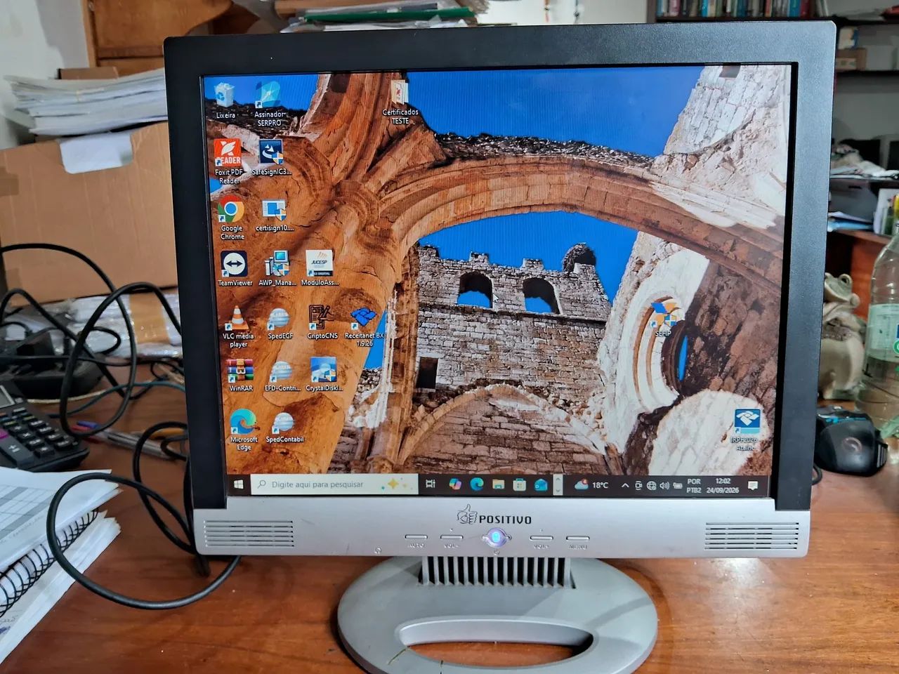 Monitor  LCD  de 15 polegadas  Positivo 