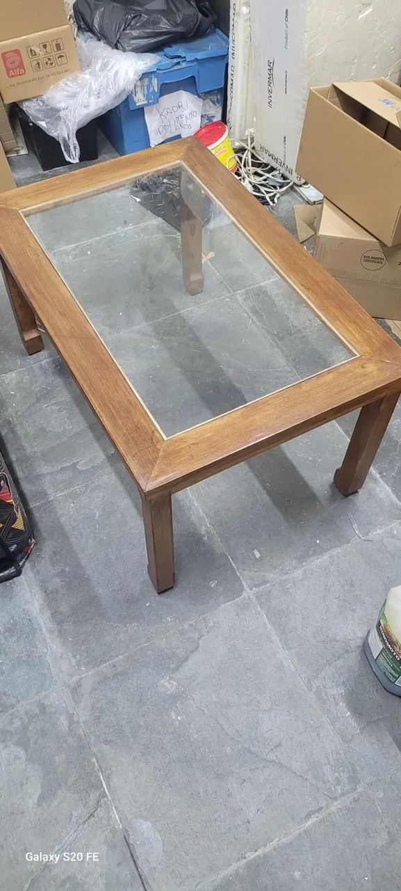 Mesa de centro,madeira com vidro - Foto 2