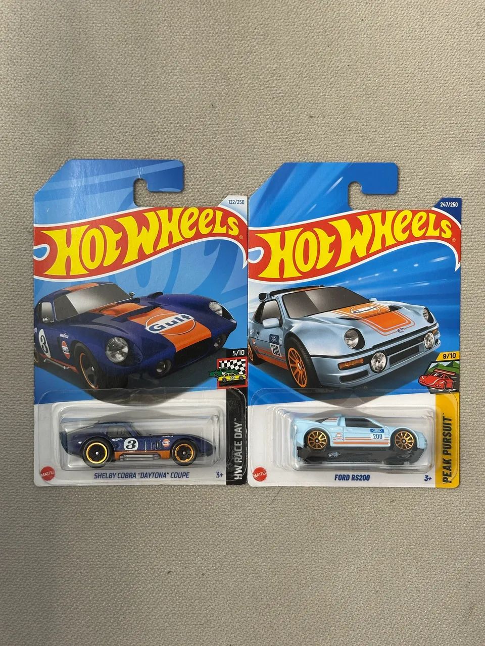 Dupla Carrinhos Gulf Hotwheels 
