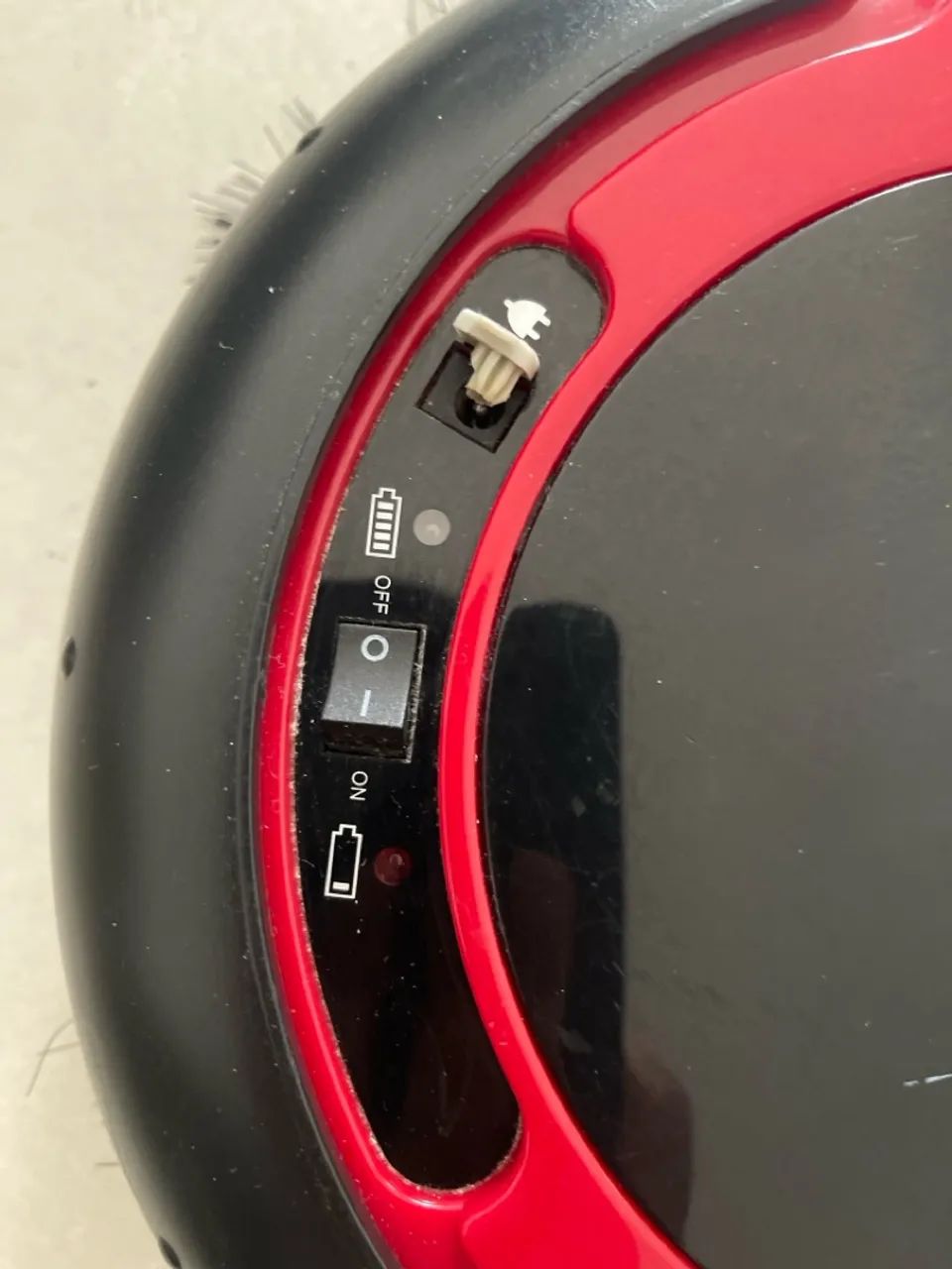 Vendo aspirador de pó automático da Multilaser - Foto 3