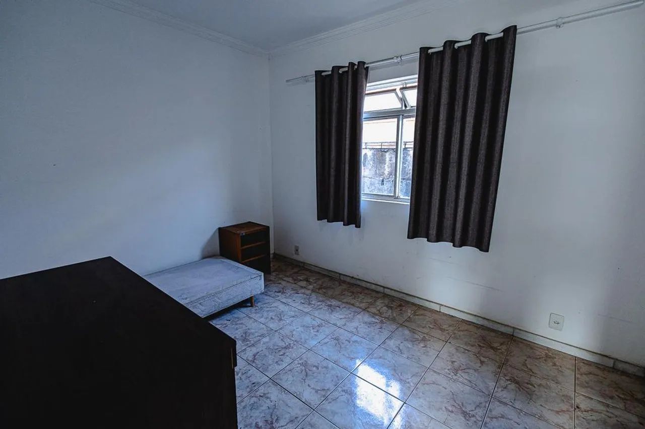 Casa à Venda - São Francisco, 3 Quartos, 500 m2 - Foto 5