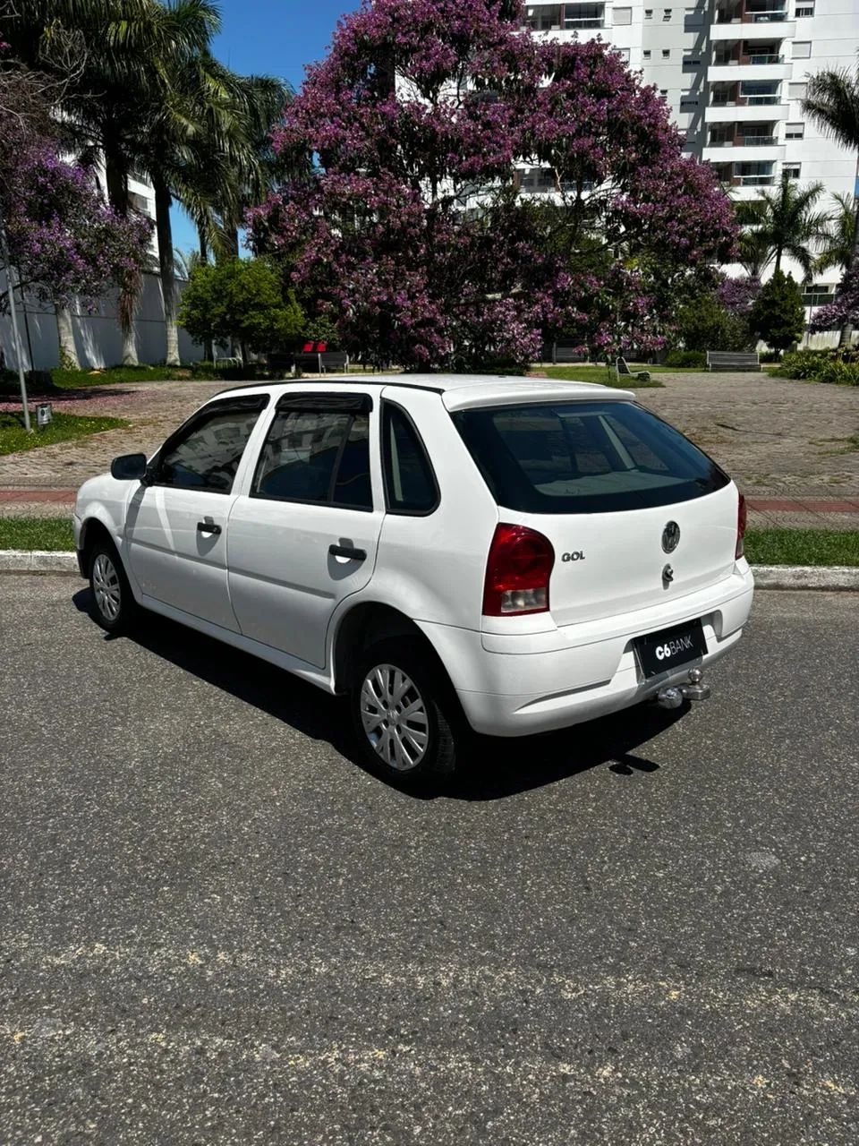 Volkswagen Gol 1.0 8V MI Total Flex Mec. 2013 - Foto 4