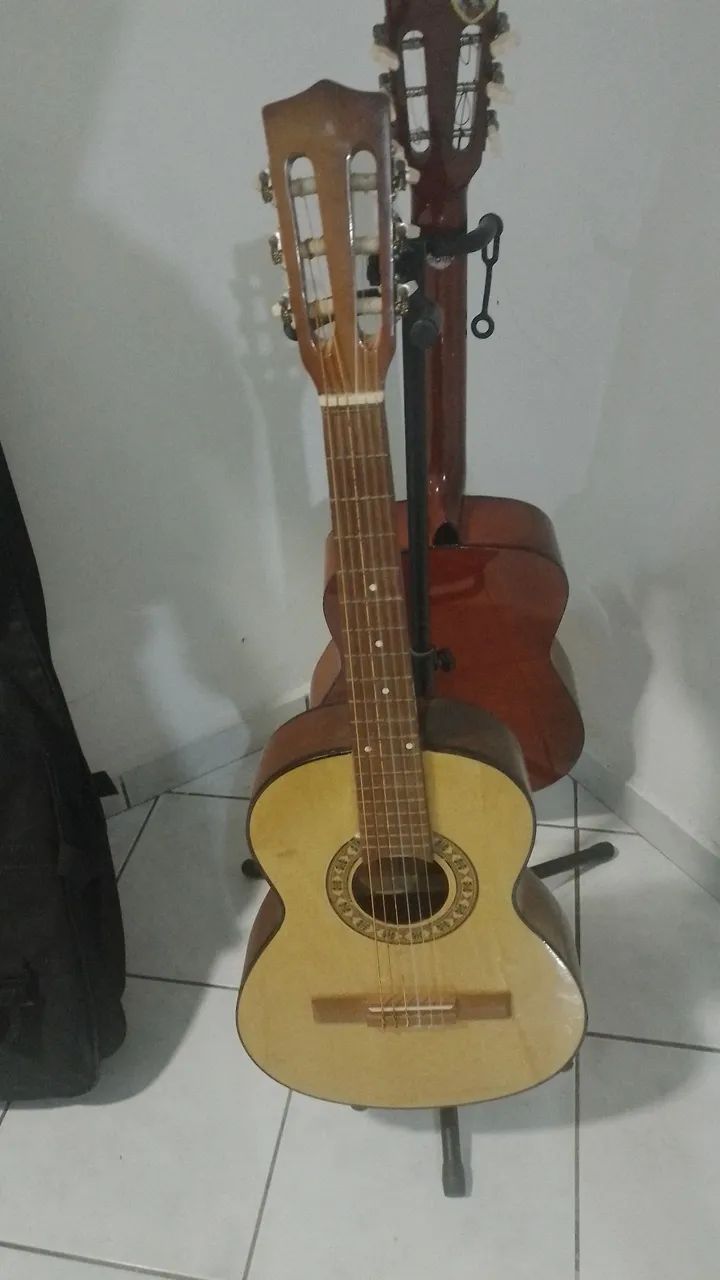 Violão  kashima com suporte  em perfeito estado - Foto 2