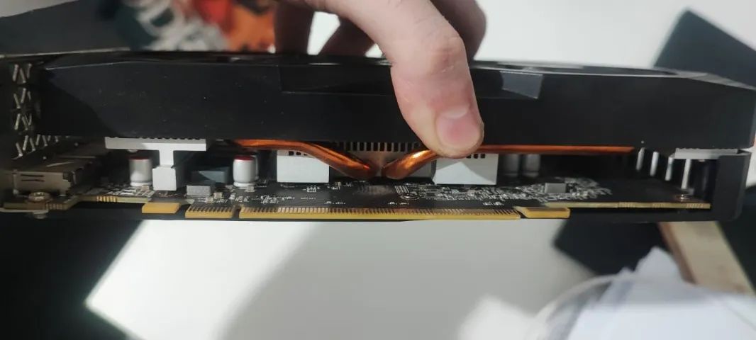 Radeon RX 6600M 8GB  - Foto 5