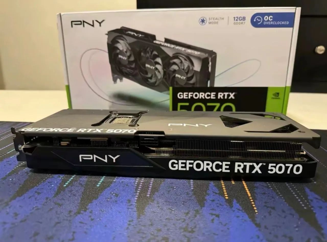 RTX 5070 12GB TRIPLE FAN - LACRADA - Foto 3