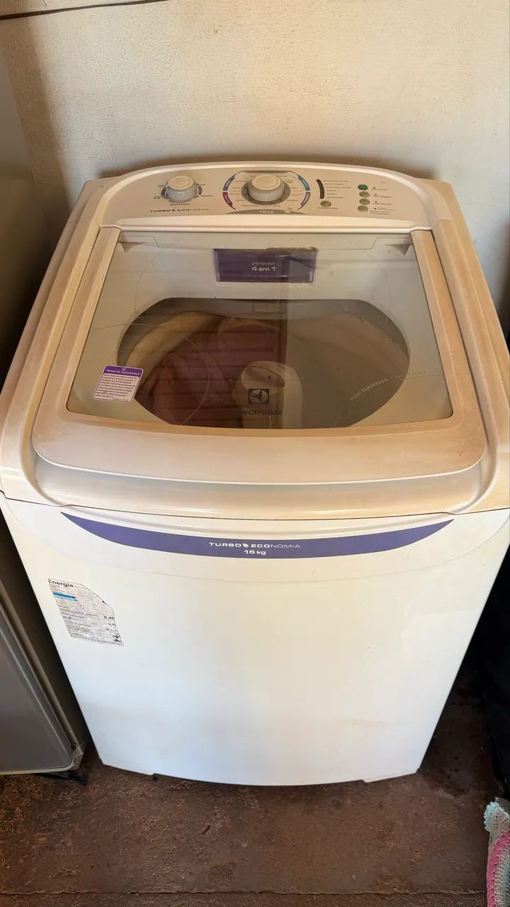 Máquina Electrolux 15kg