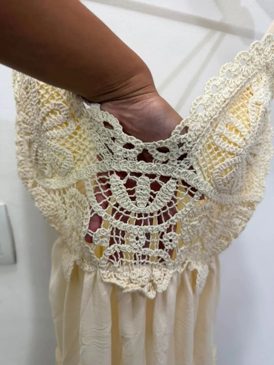 Vestido de renda estilo praiano offwhite - Foto 4