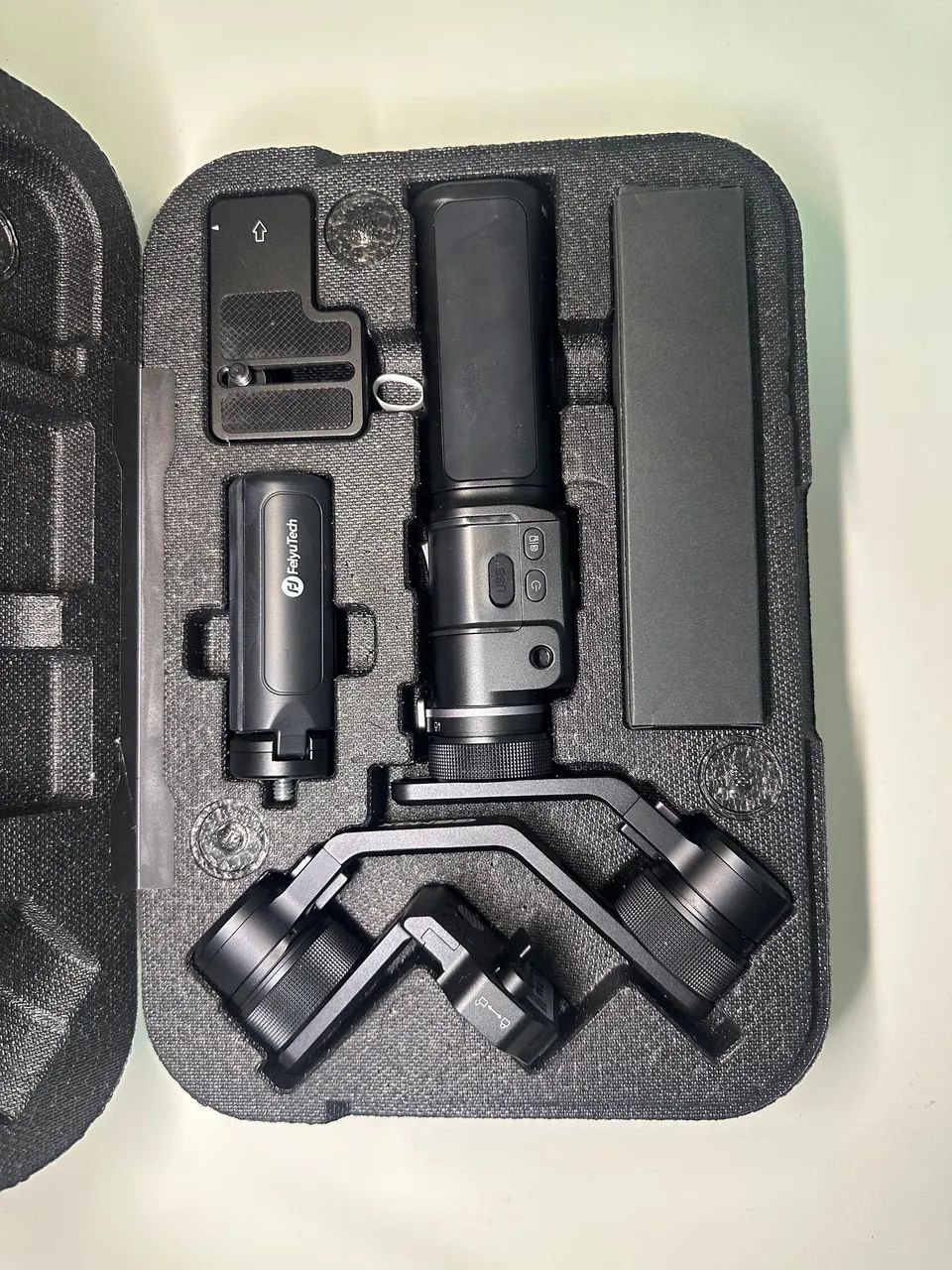Gimbal Estabilizador Feiyu Tech G6 Max 1,2kg - Câmeras e