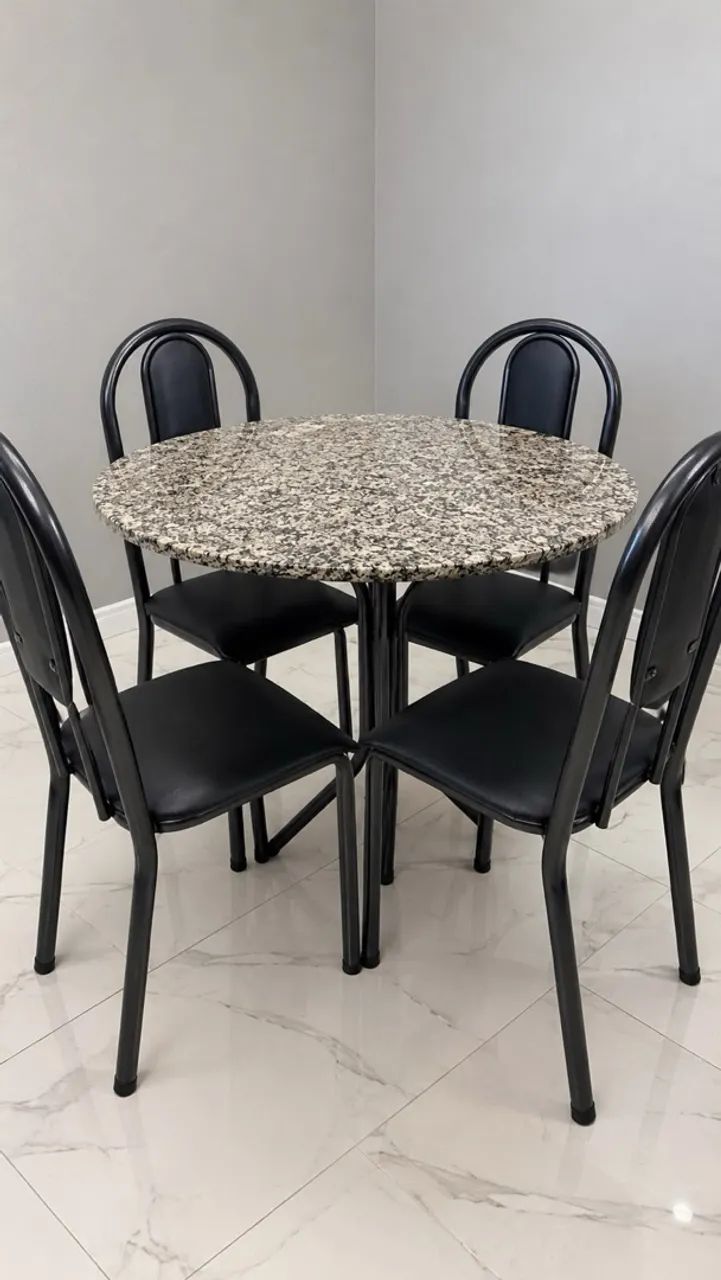 Mesa com 4 cadeiras ENTREGA E MONTAGEM GRÁTIS  - Foto 2
