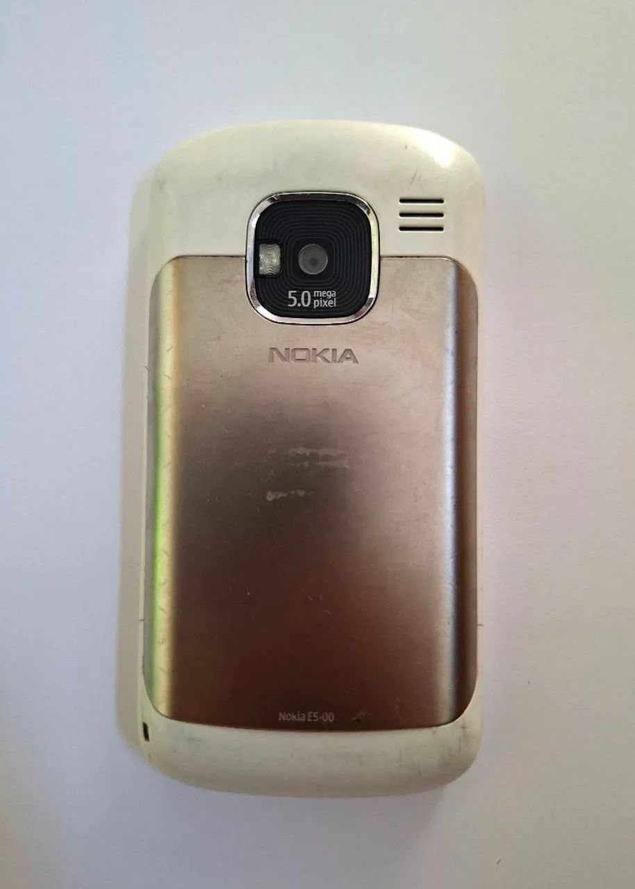 Nokia E5-00 - Foto 3