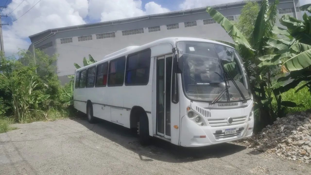 Onibus mercedez benz 2010