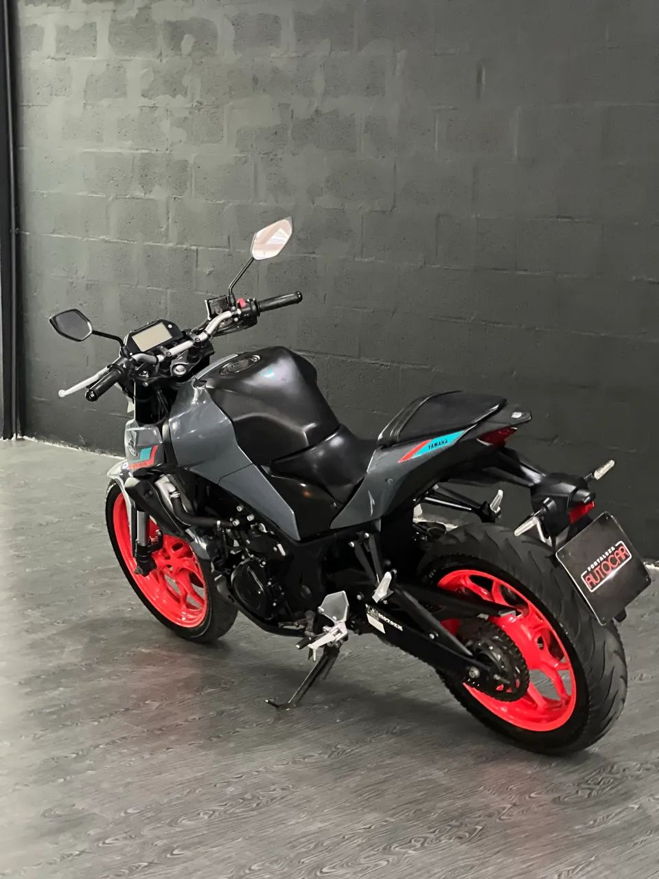 Yamaha MT03  - Foto 3