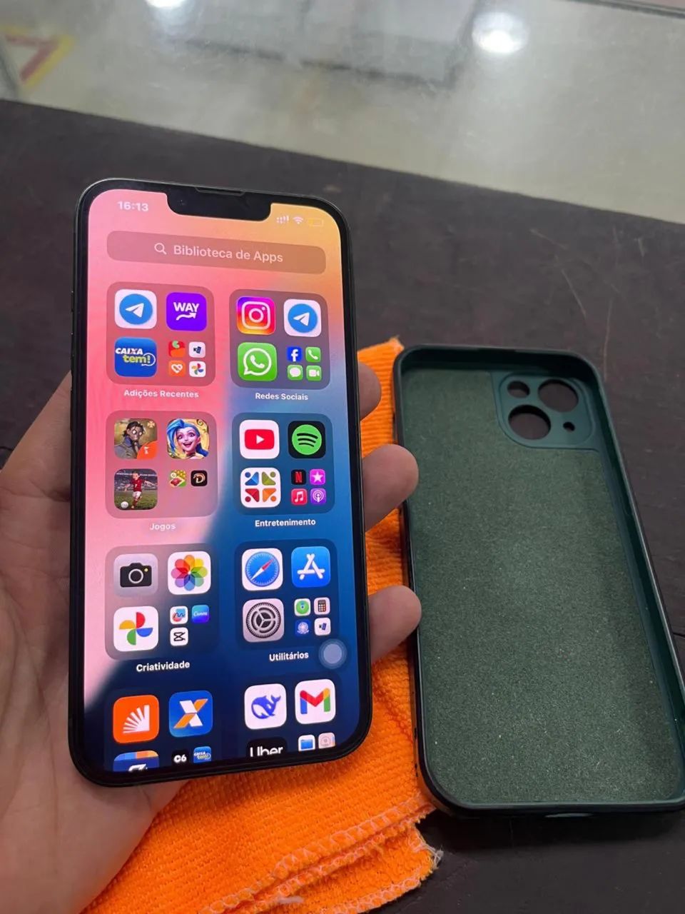 Troco iPhone 13 em 14 com volta minha  - Foto 3