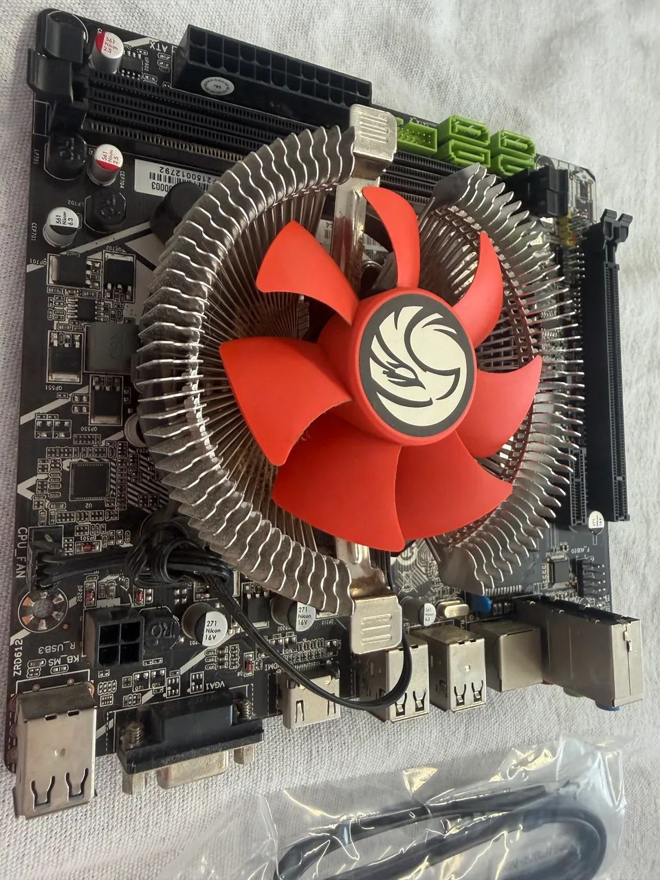 Placa mãe h61 com processador I7 3770 e cooler