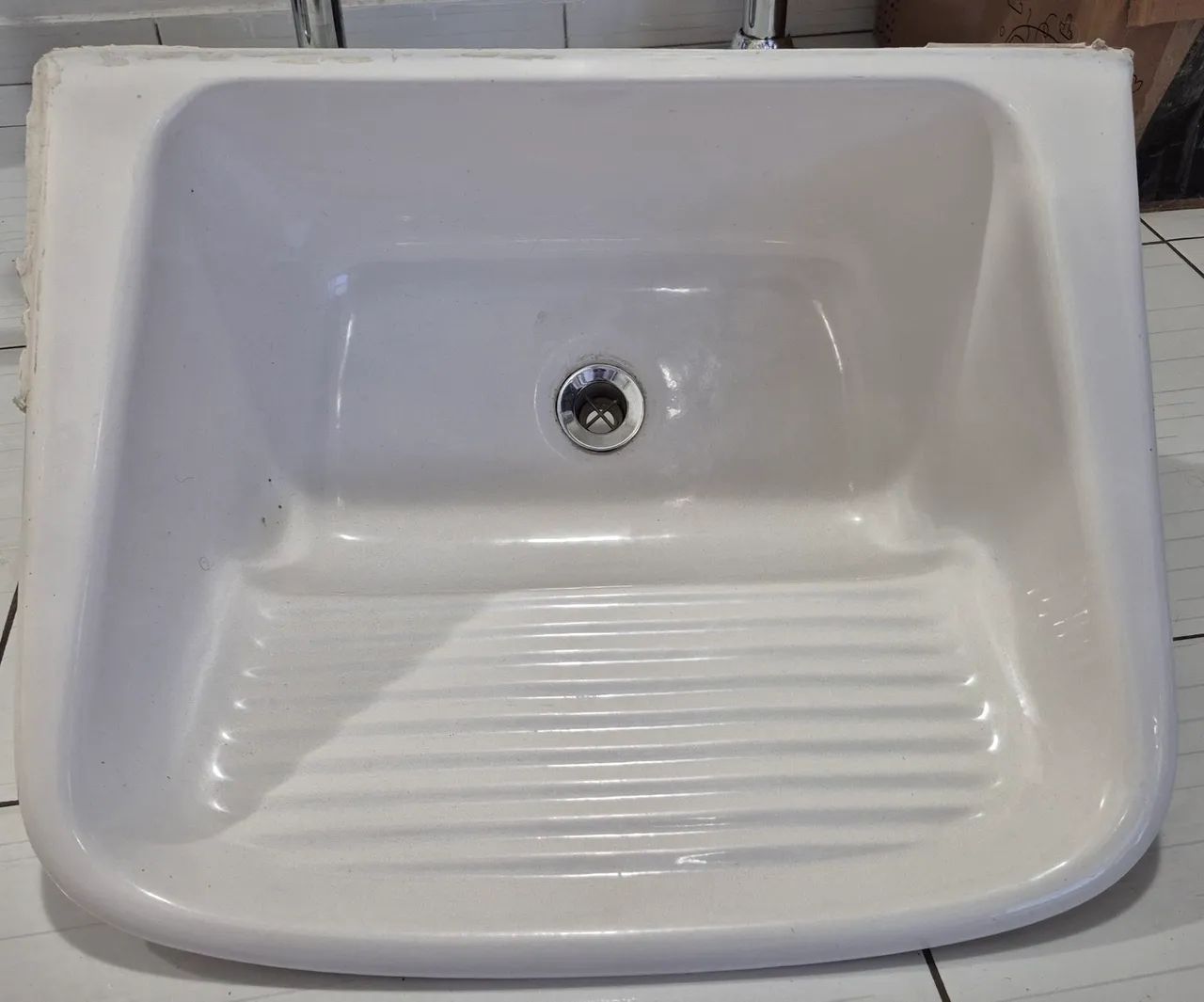 Tanque de cerâmica 60 x 49cm branco