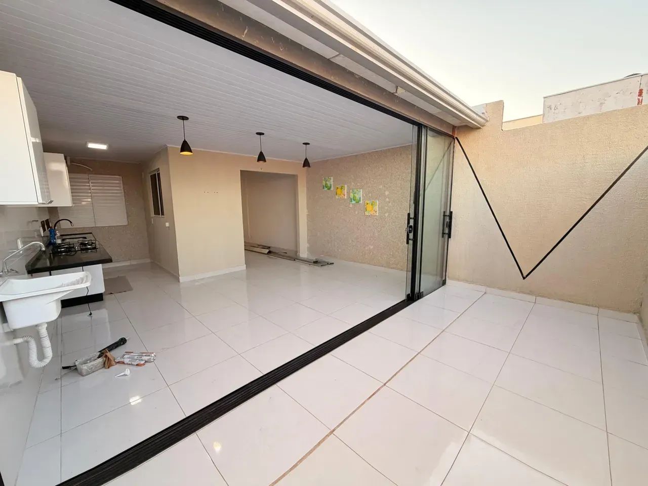 CASA 2/4 AMPLIADA - ESPAÇO GOURMET - ENERGIA SOLAR - Foto 2