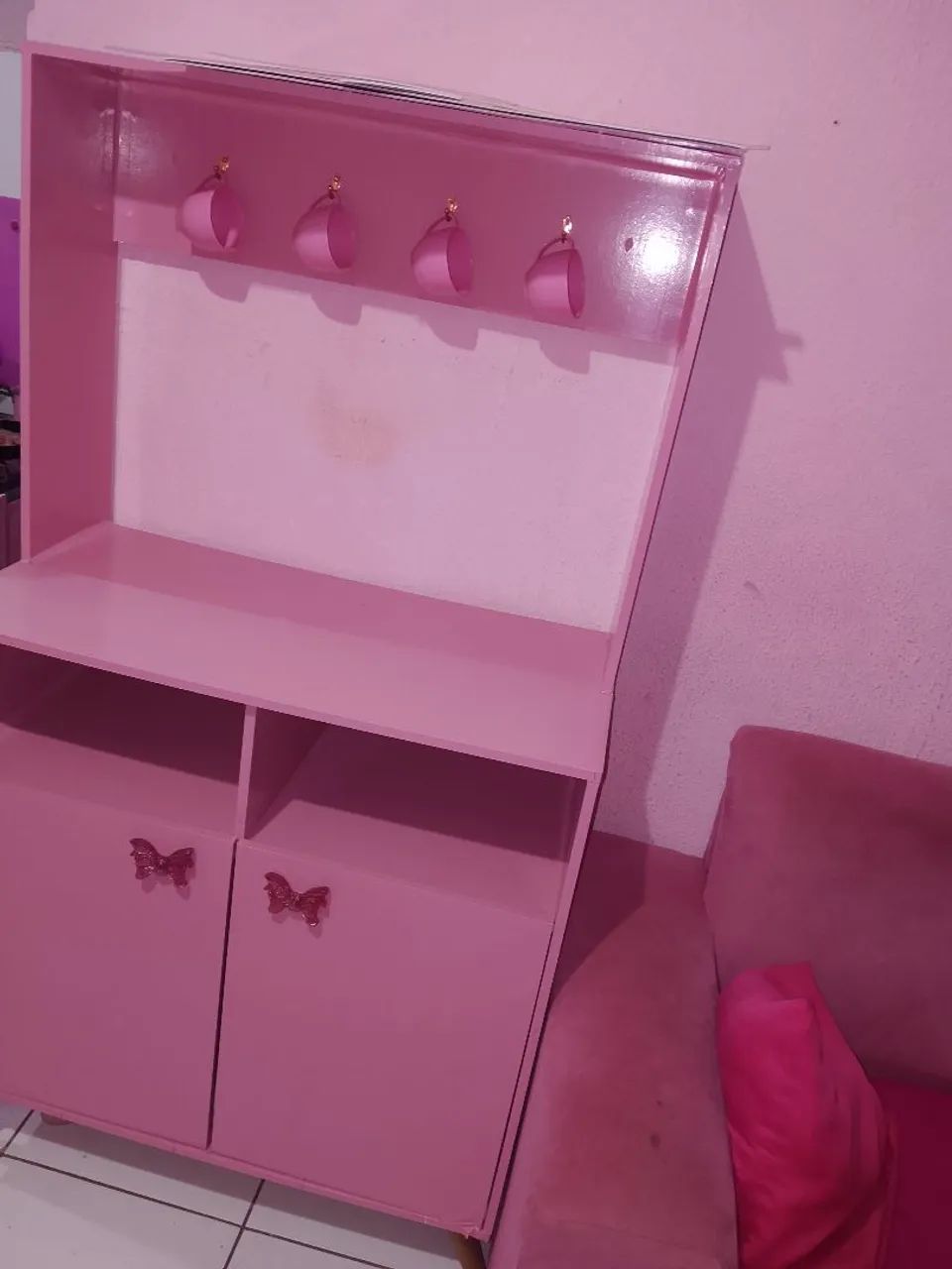 Móveis rosa 