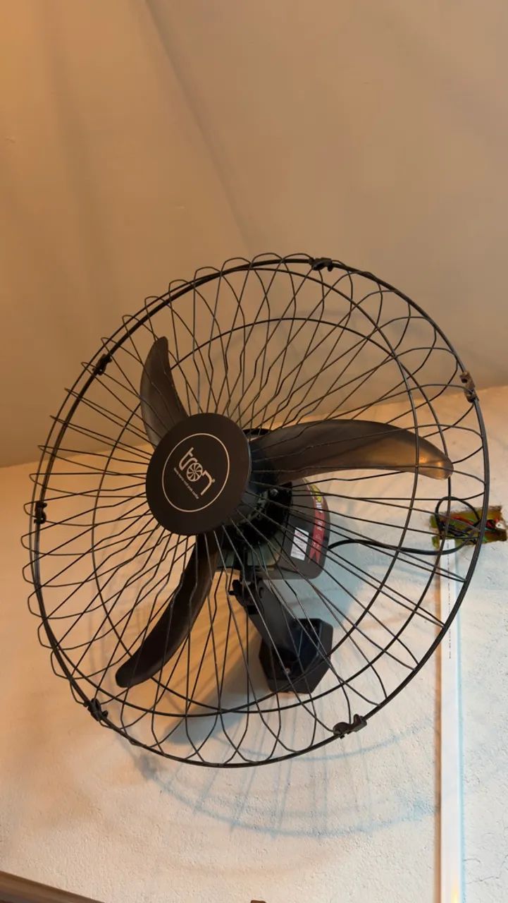 VENTILADOR DE PAREDE TRON - Foto 3