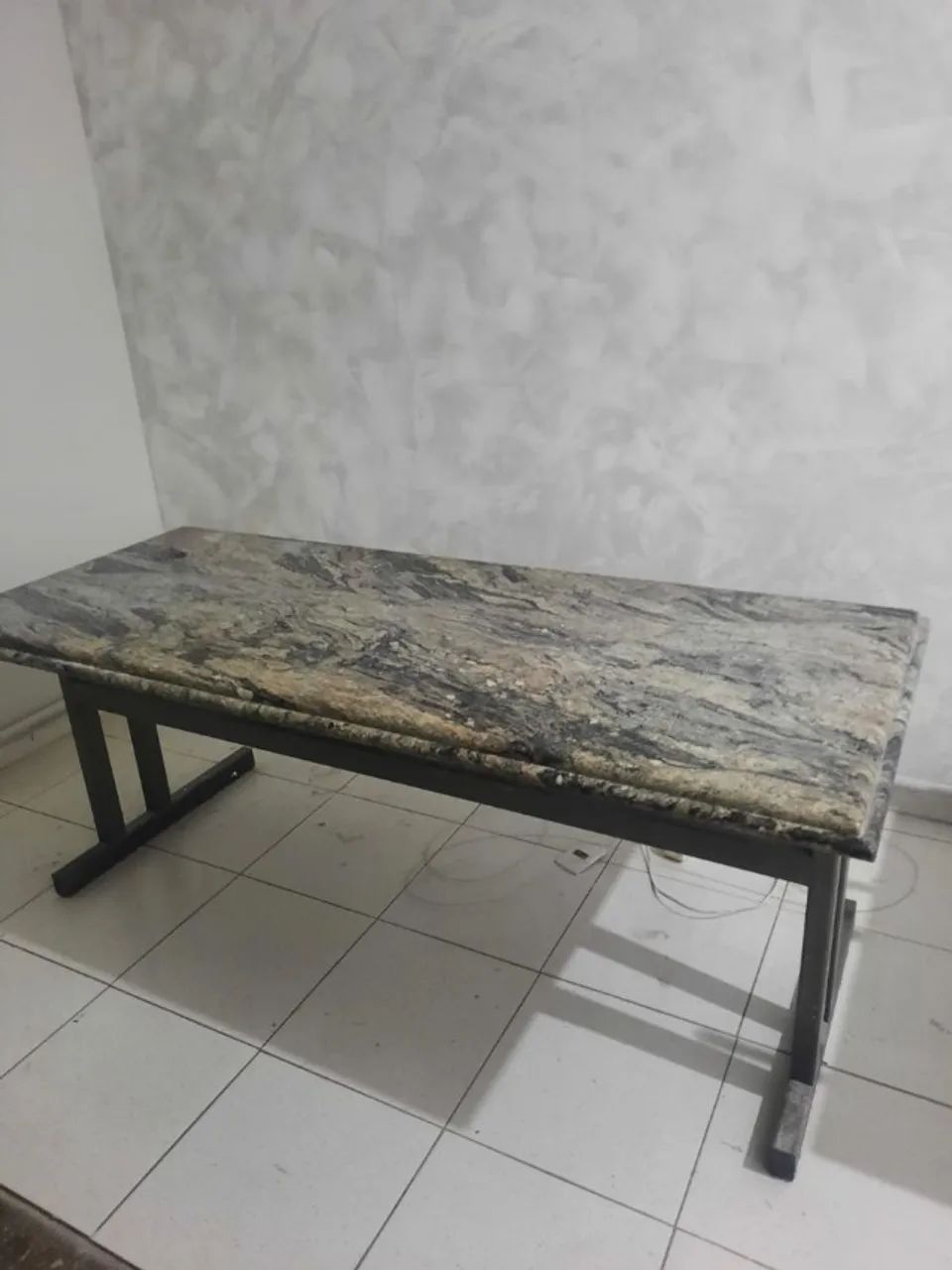 Mesa de Granito Italiano