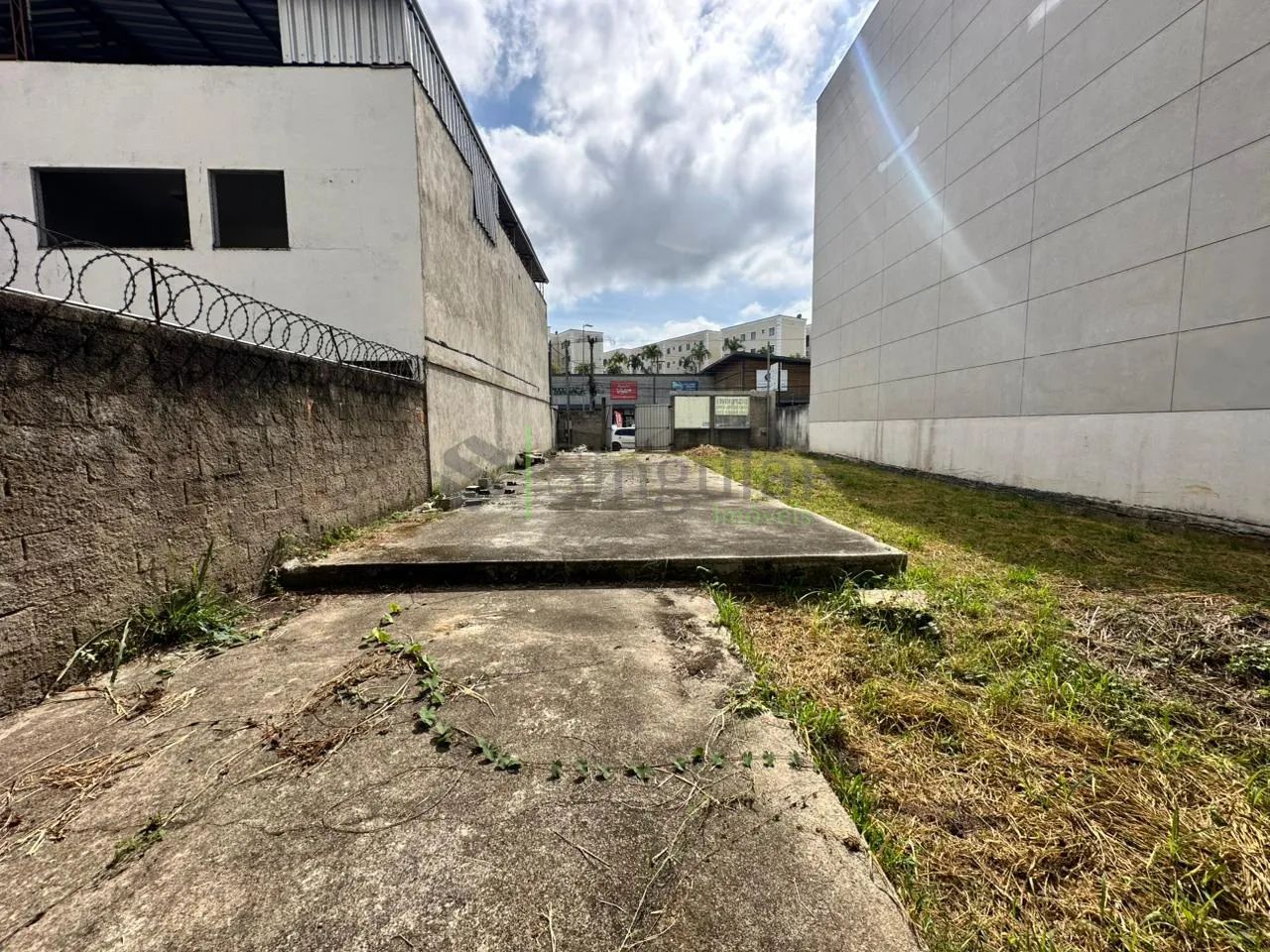 Lote com possibilidade de construção - Foto 5