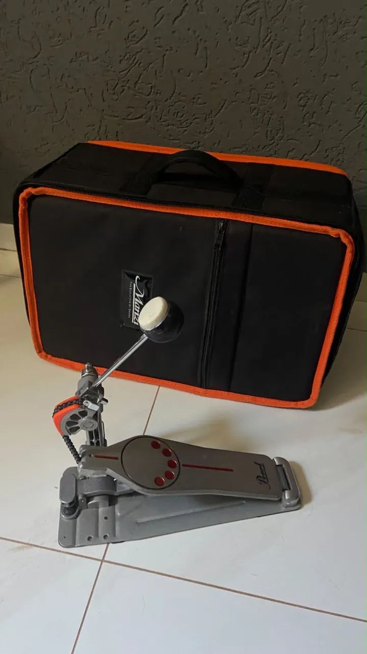 Pedal pearl P930