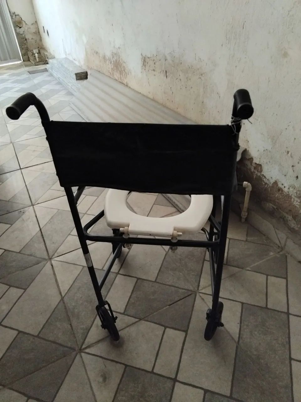 Cadeira de banho  - Foto 2