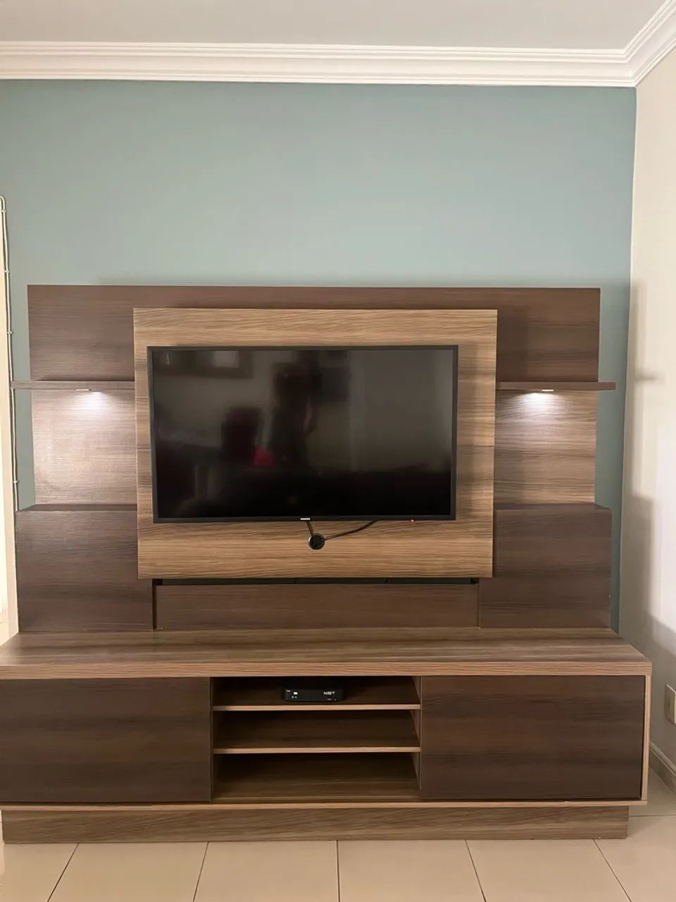 Estante com rack para TV