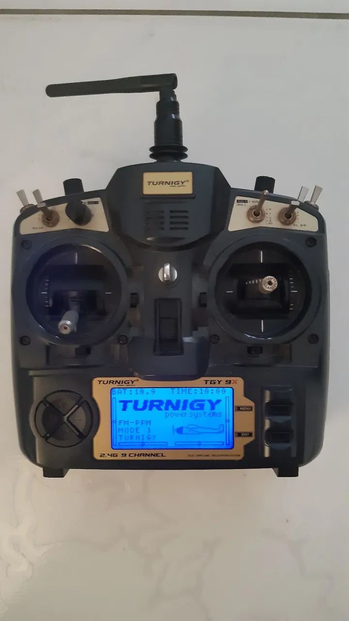 Rádio Turnigy 9X Modelo V2, em ótimo estado, com bateria de Lipo e 1 receptor  - Foto 3